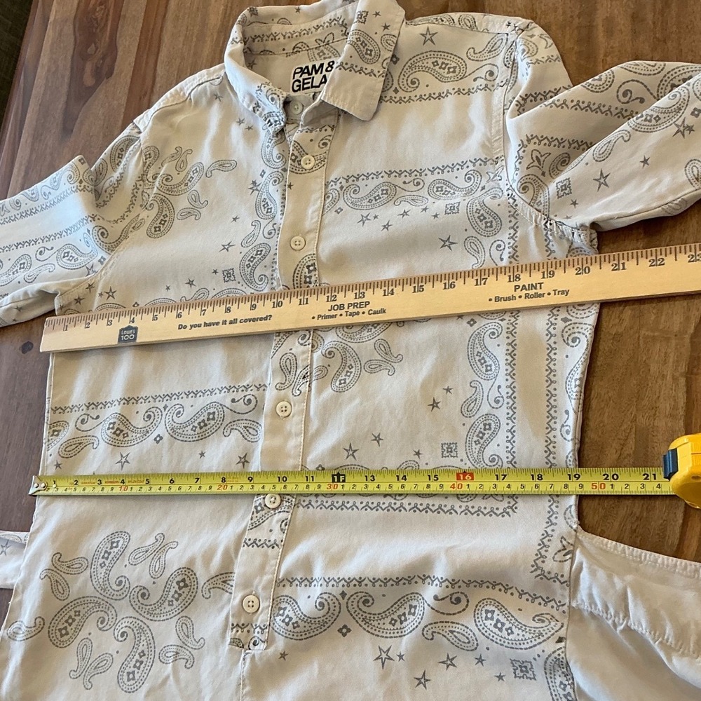 Pam & Gela Paisley Bandana Print Romper Small RHOBH Teddi Mellencamp Ivory Gray - Picture 11 of 16